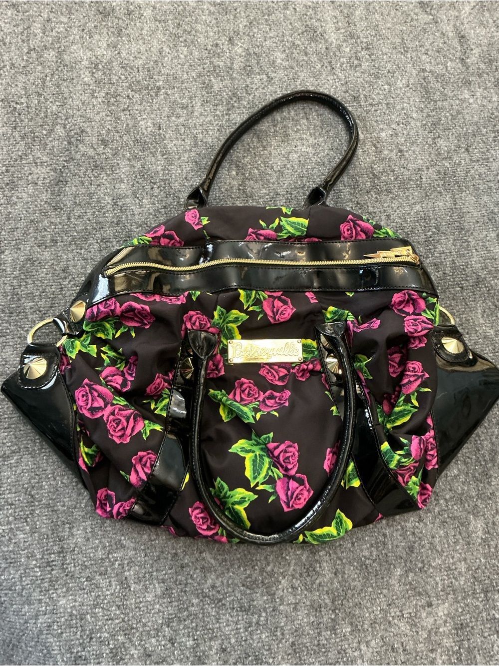 Betsey Johnson Black Floral Shoulder Bag with Pink Roses Betseyville - Picture 13 of 14